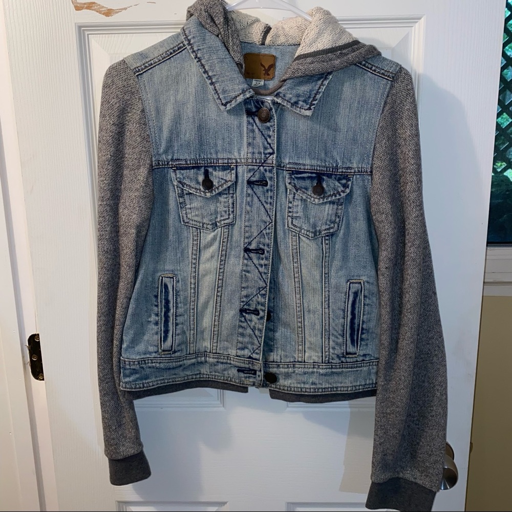 SOLD | NWOT American Eagle Jean/Sweatshirt Jacket